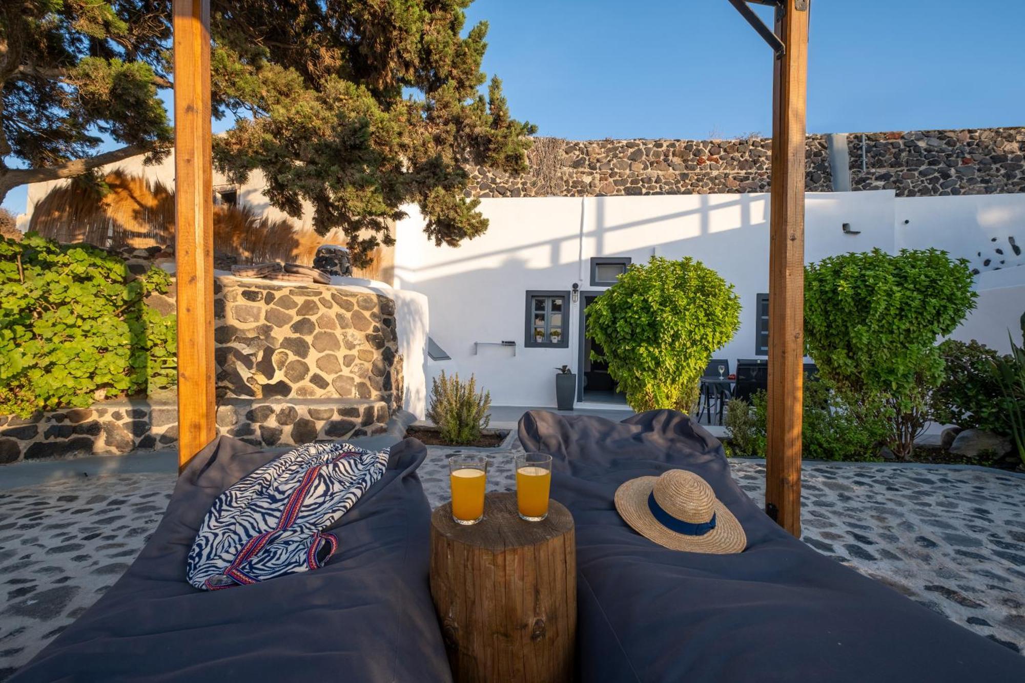 Noelia Suites Oia  Exterior photo