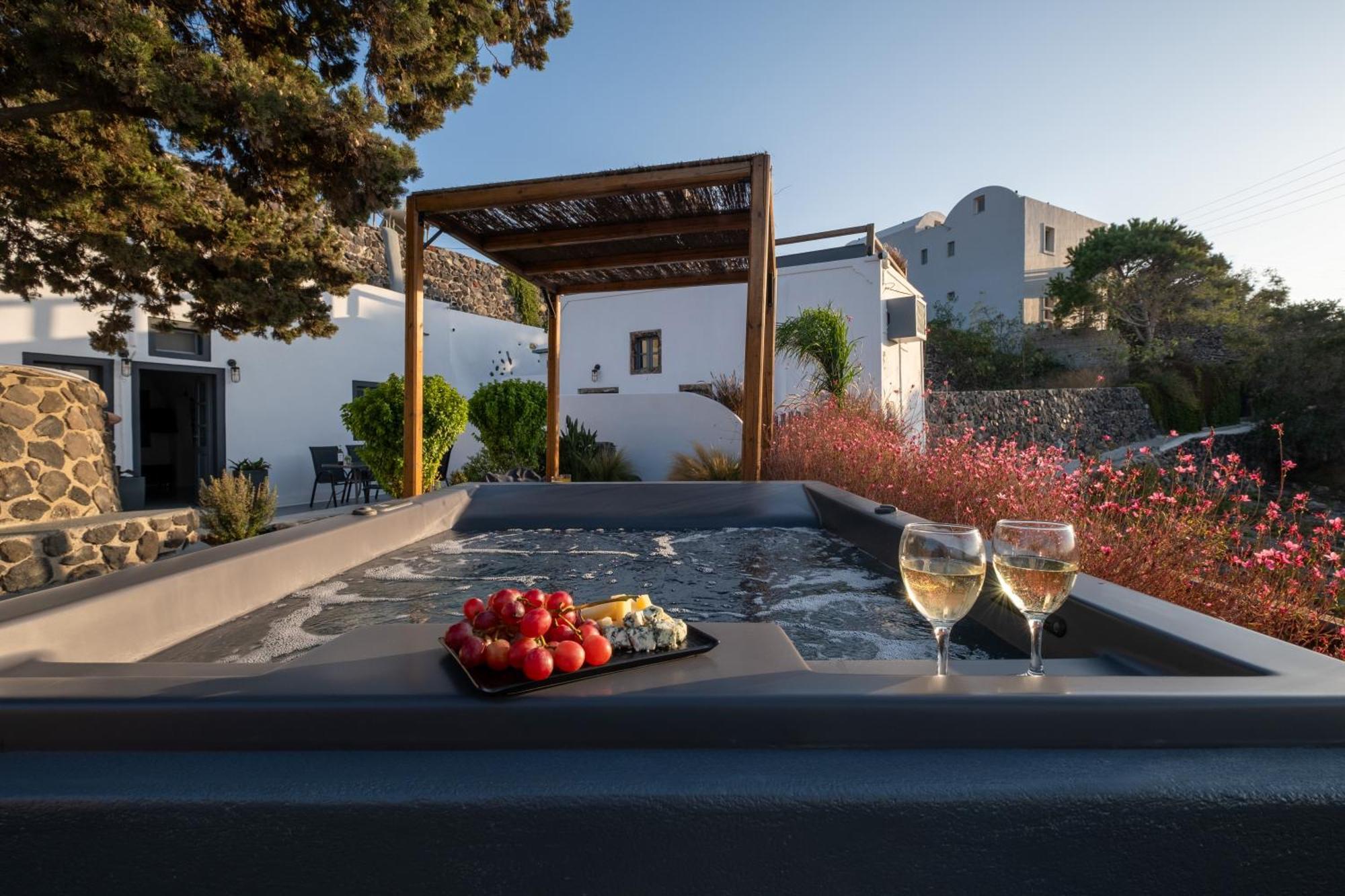 Noelia Suites Oia  Exterior photo